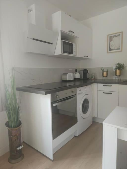 "La Tour", Logement Cosy, Au Calme Vertrieu Ngoại thất bức ảnh